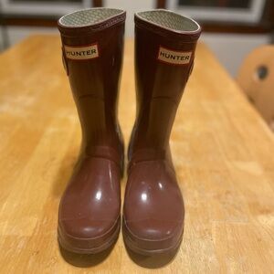 Hunter boots in red